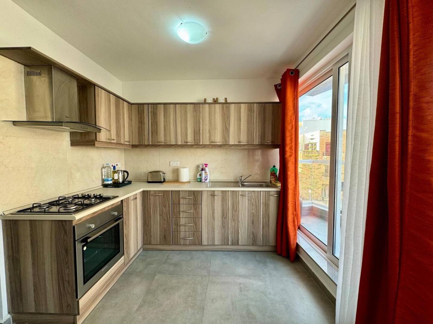Mive-Delux Three Bedroom Apartment In Marsaskala Exterior foto